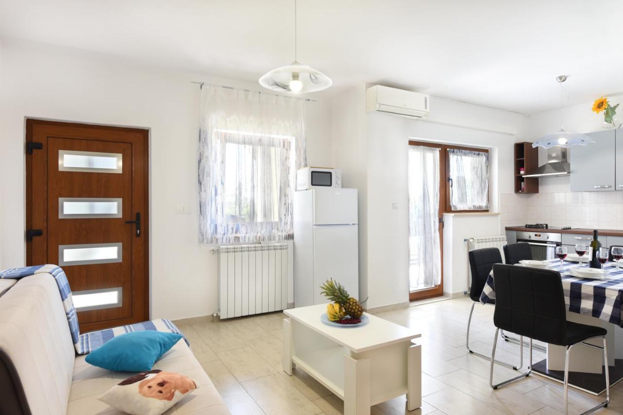 Apartments Mirasol Umag Exterior photo