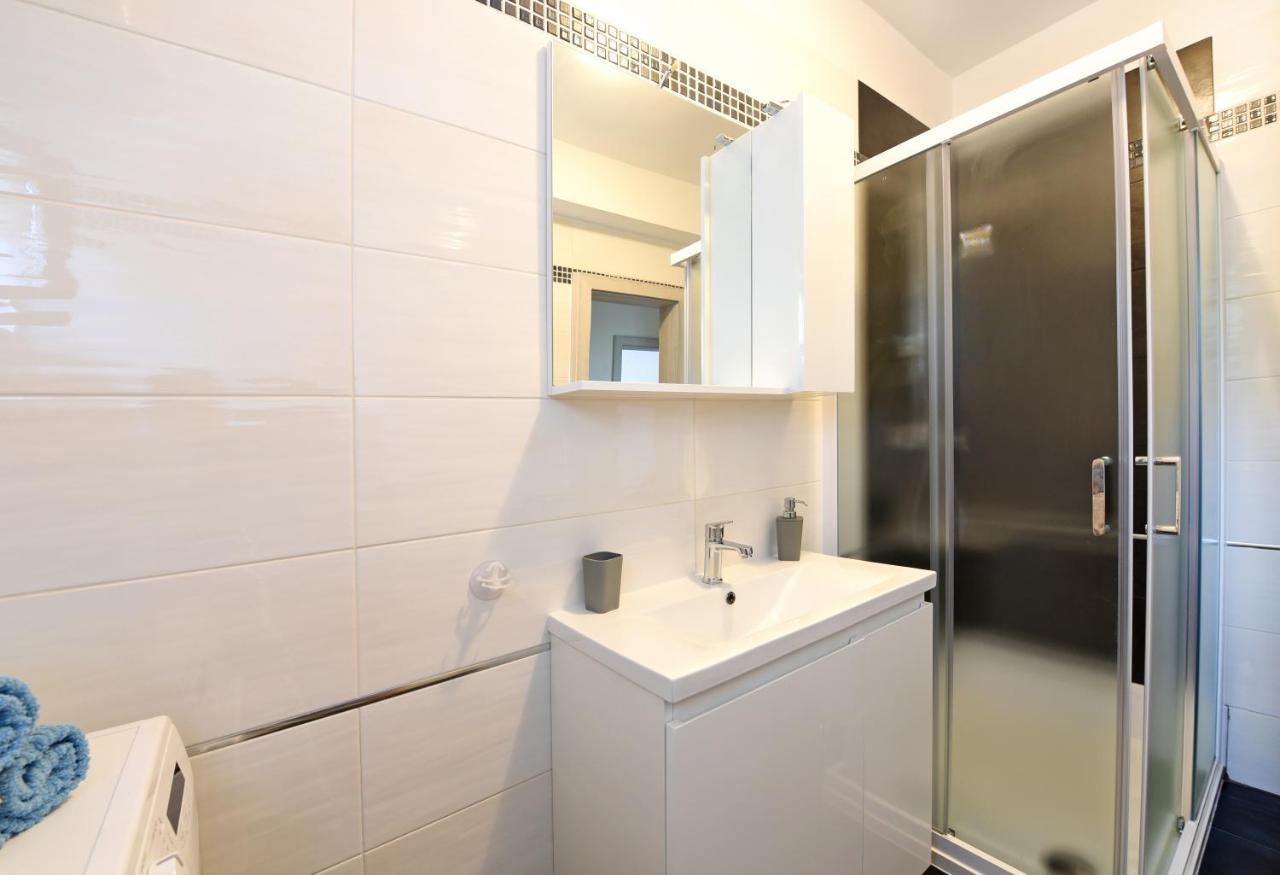 Apartments Mirasol Umag Exterior photo